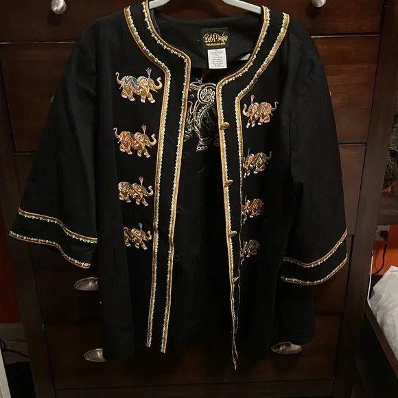 Bob Mackie, wearable art elephant, jacket 1X. Beautiful details, gold buttons, - Picture 5 of 14